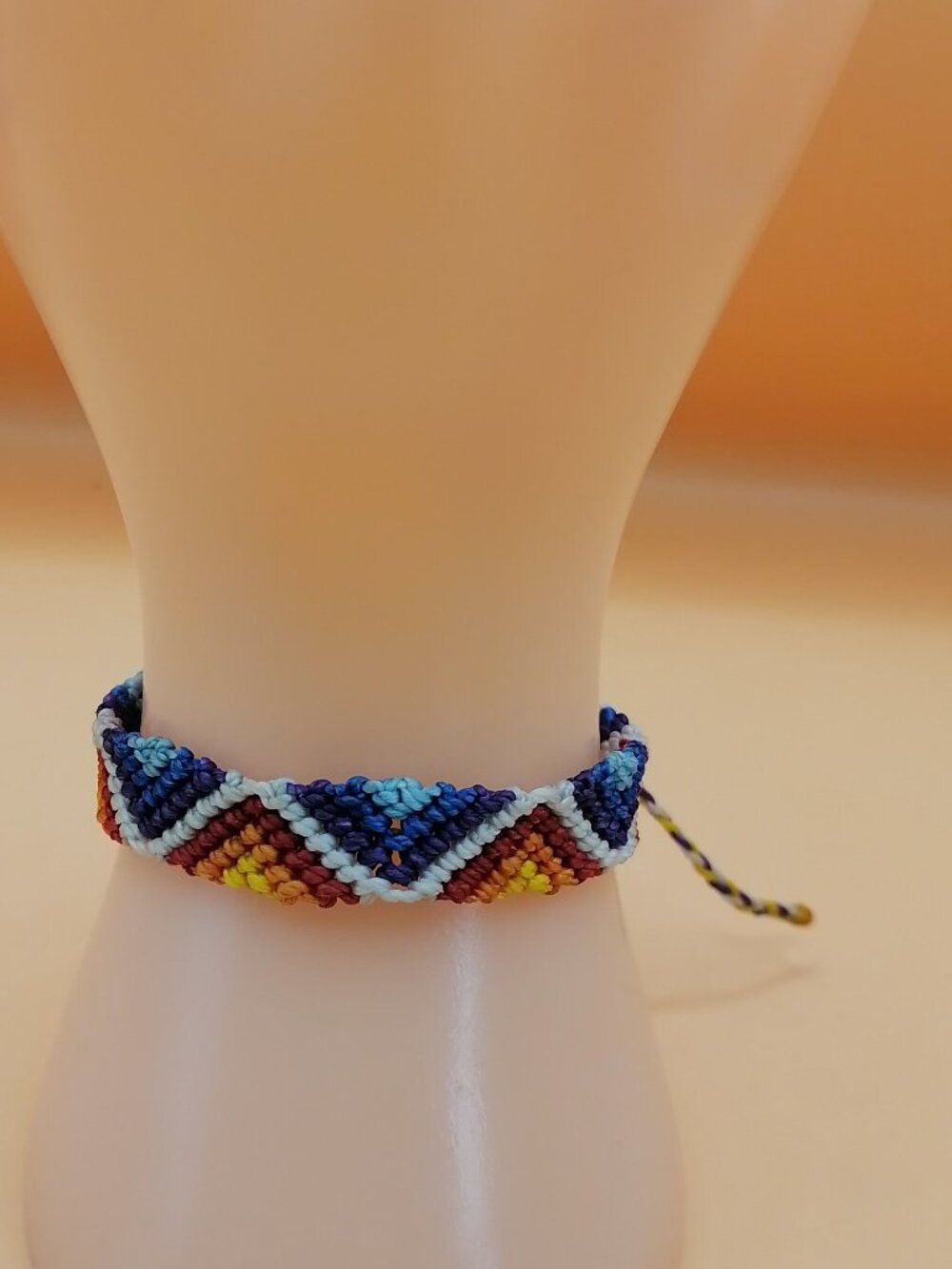 Handmade Macrame Bracelet Inca Labyrinth Multicolor - Picture 5 of 9